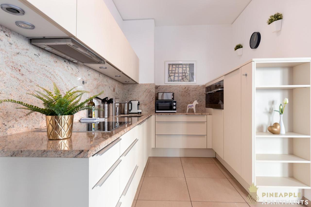 Pineapple Apartments Palais Am Neumarkt - 90 Qm - 1X Free Parking Dresden Buitenkant foto